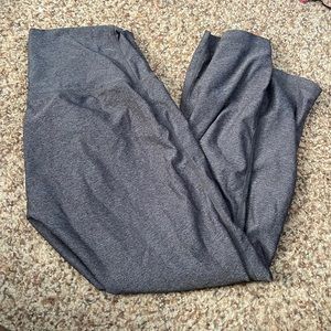 3/4 length athletic leggings